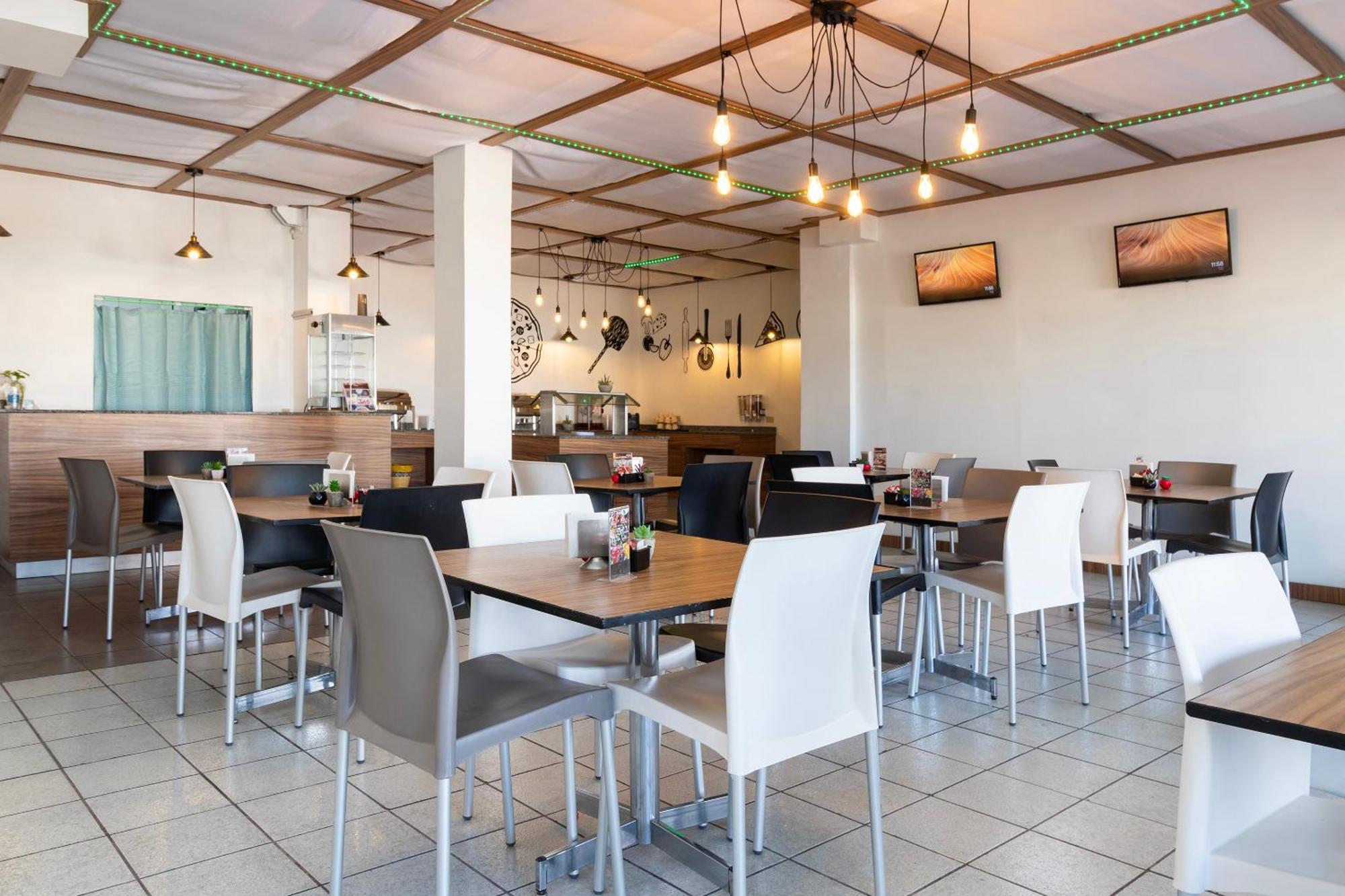 Oyo Hotel Real Del Sur, Estadio Chihuahua Eksteriør billede