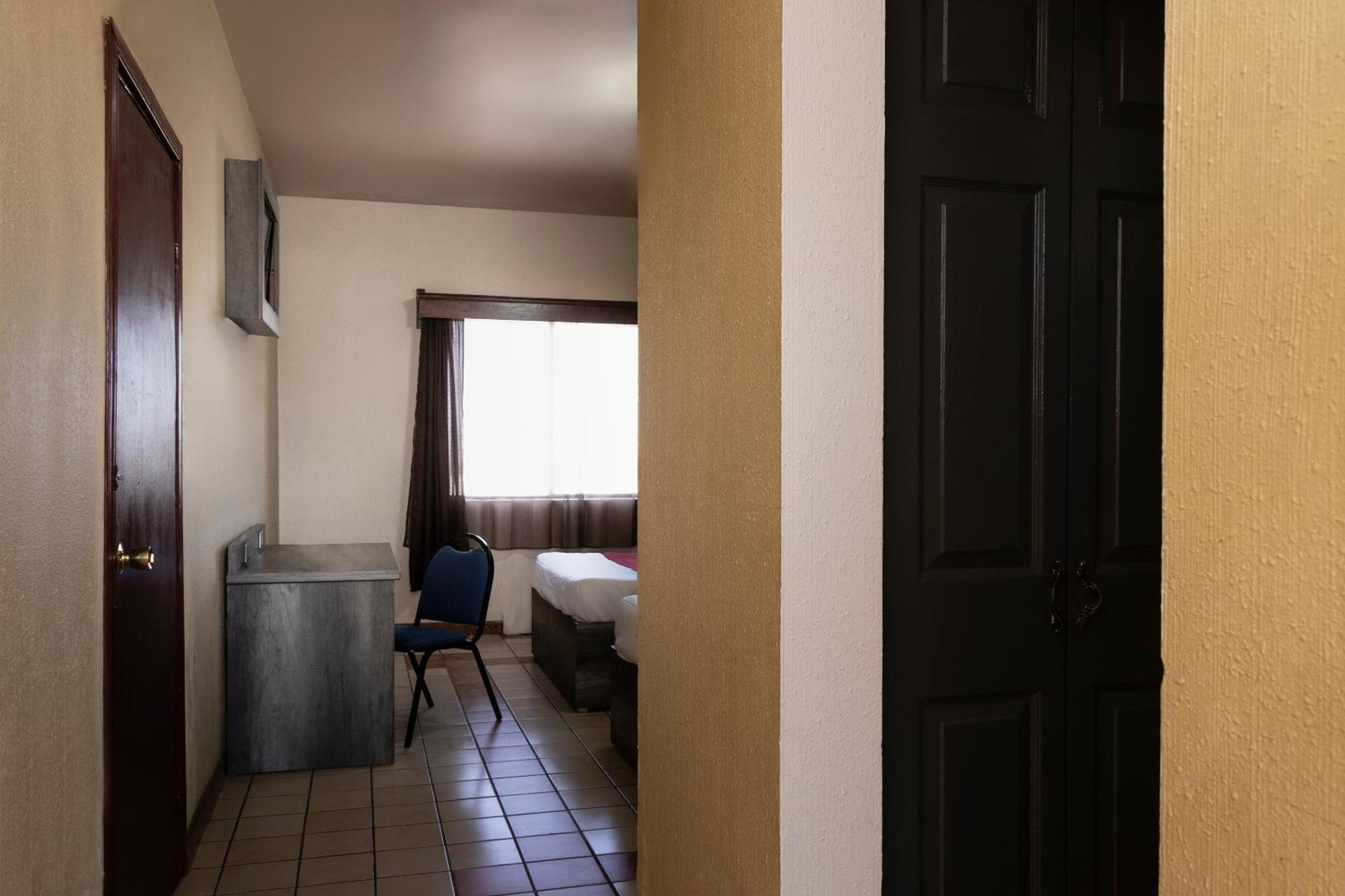 Oyo Hotel Real Del Sur, Estadio Chihuahua Eksteriør billede